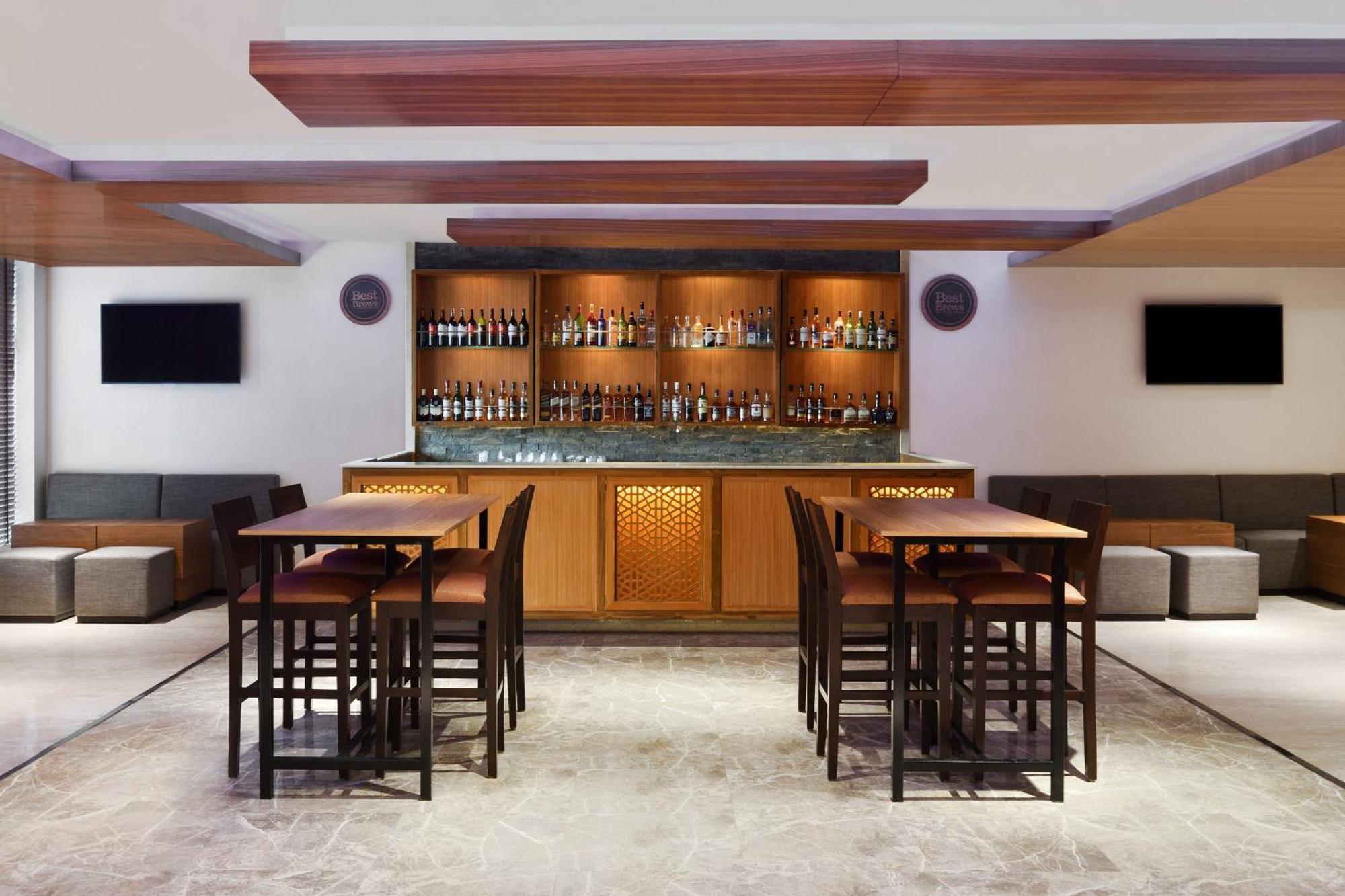 Four Points By Sheraton Jaipur, City Square Buitenkant foto